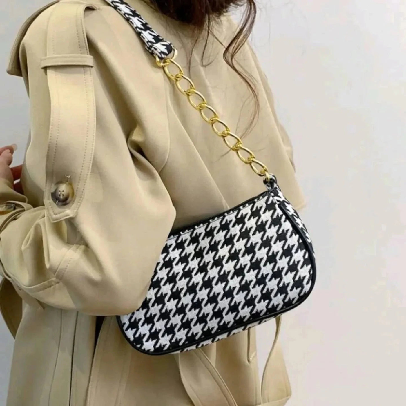 Chic Houndstooth Bag Bags Lush